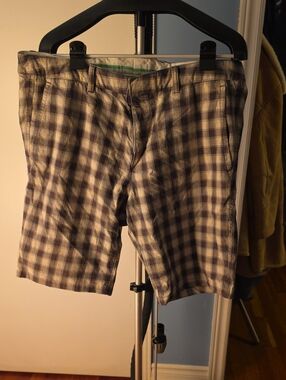 Hugo Boss Plaid Flat-Front Shorts in Brown and Cream